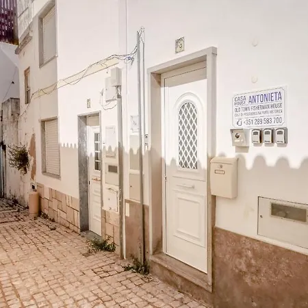 #098 Casa Antonieta 3 By Holidays