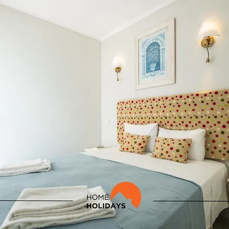 #098 Casa Antonieta 3 By Holidays